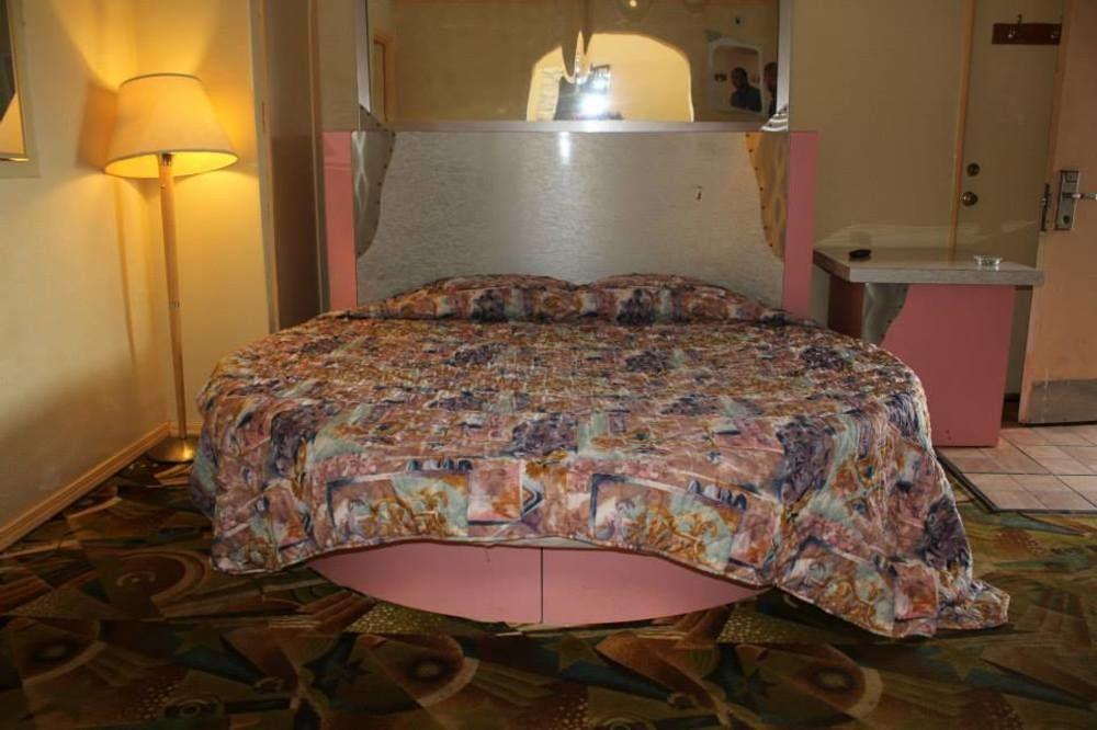 Presidential Inn And Suites Lyons Esterno foto