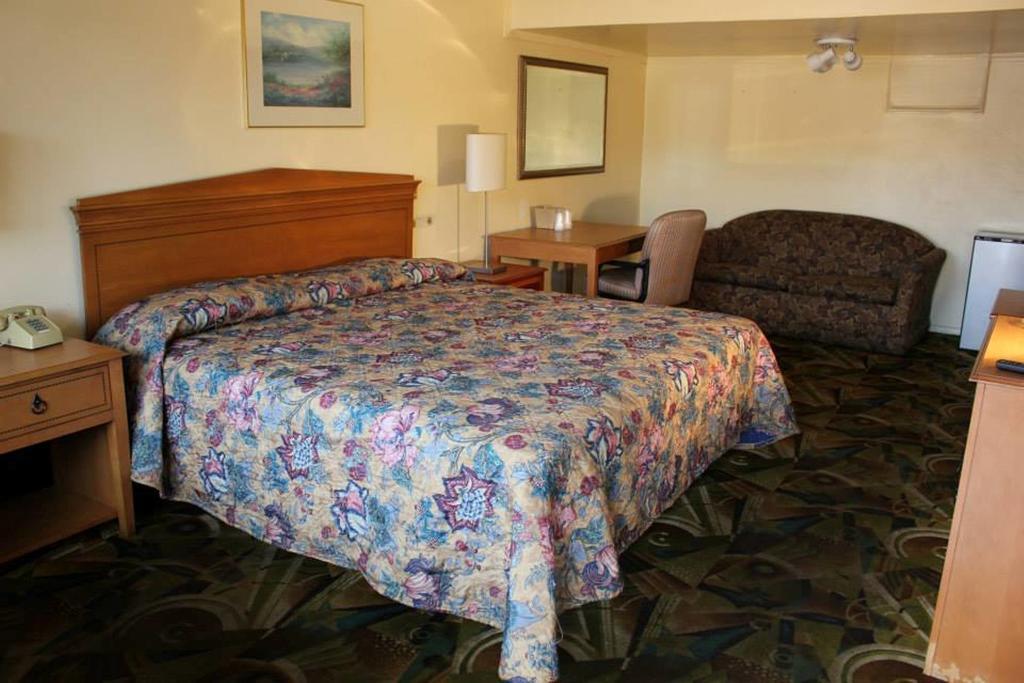 Presidential Inn And Suites Lyons Esterno foto